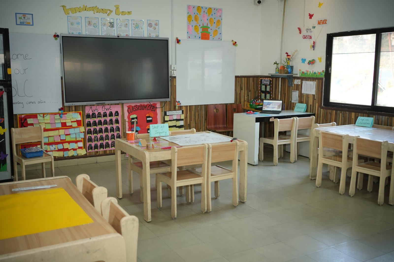 Spacious and well-furnished classroom in Euroschool